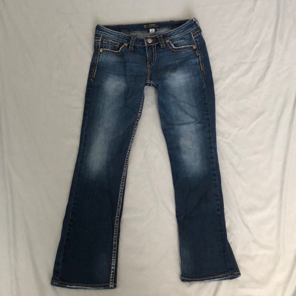 Jeans - Picture 1 of 2